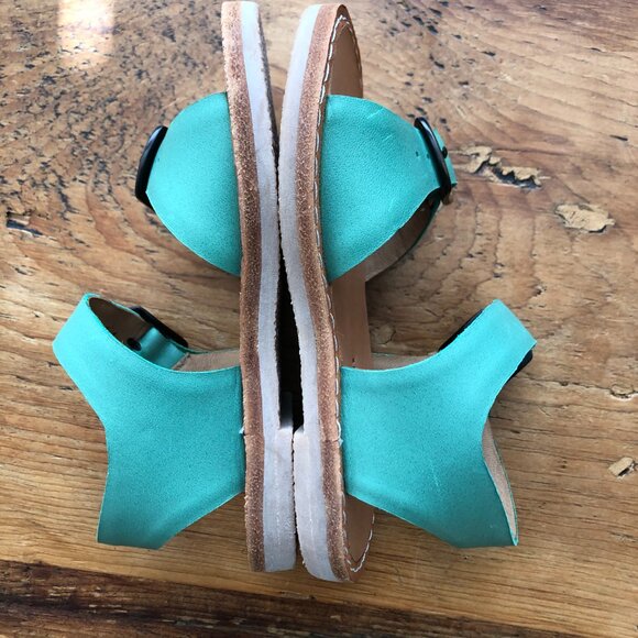 Misha and Puff Sandals - Picture 4 of 5